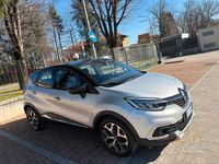 Usata Renault Captur 90 CV (66 kW) 2018 Grigio SUV