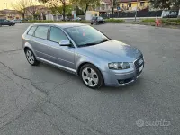 Usata Audi A3 Ambiente 140 CV (102 kW) 2005 Grigio Utilitaria
