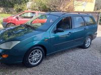 Usata Ford Focus Ambiente 90 CV (66 kW) 1999 Verde Station wagon