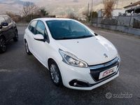 Usata Peugeot 208 Allure 75 CV (55 kW) 2017 Bianco Utilitaria