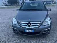 Usata Mercedes B180 2009 Grigio Monovolume