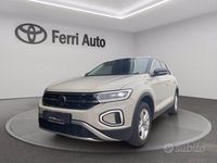 Usata VW T-Roc Style 150 CV (110 kW) 2023 Grigio SUV