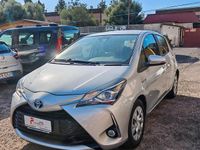 Usata Toyota Yaris Hybrid Business Edition 73 CV (53 kW) 2019 Argento Berlina