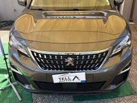 Usata Peugeot 3008 Business-Line 120 CV (88 kW) 2017 Marrone SUV