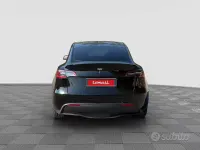 Usata Tesla Model Y Long Range AWD 152 kW (208 CV) 2022 Nero SUV