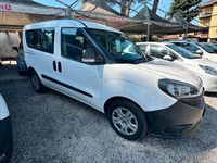 Usata Fiat Doblò Lounge 95 CV (69 kW) 2021 Bianco Monovolume