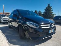 Usata Mercedes B180 Executive 109 CV (80 kW) 2015 Nero Monovolume