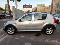 Usata Dacia Sandero 67 CV (49 kW) 2010 Grigio SUV