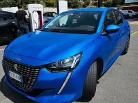 Usata Peugeot 208 102 CV (75 kW) 2020 Utilitaria