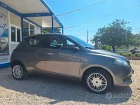 Usata Lancia Ypsilon Silver 95 CV (69 kW) 2018 Grigio Utilitaria