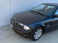 Usado BMW 320 136 HP (100 kW) 2001 Azul Sedan