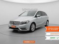 Usata Mercedes 180 2012 Grigio Berlina