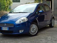 usata Fiat Grande Punto 1.2 BENZINA 65cv / 5porte / Neopatentati