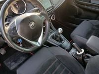 Usata Alfa Romeo Giulietta 105 CV (77 kW) 2016 Bianco Utilitaria
