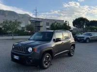 Usata Jeep Renegade Longitude 140 CV (102 kW) 2016 Grigio SUV