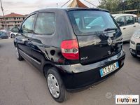 Usata VW Fox 70 CV (51 kW) 2005 Nero Utilitaria