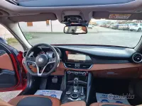 Usata Alfa Romeo Giulia 190 CV (139 kW) 2019 Rosso Berlina