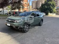 Usata Dacia Duster Journey 101 CV (74 kW) 2023 Verde SUV