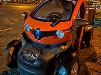 Usata Renault Twizy Urban 12 kW (17 CV) 2012 Rosso Utilitaria