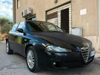 Usata Alfa Romeo 147 120 CV (88 kW) 2007 Nero Utilitaria