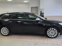 Usata Opel Insignia Cosmo 160 CV (117 kW) 2010 Nero Station wagon