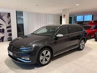 Usata VW Passat Alltrack 200 CV (147 kW) 2022 Grigio Station wagon