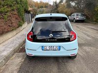 Usado Renault Twingo Techno 30 kW (42 HP) 2022 Azul Citadino