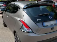 Usata Lancia Ypsilon 69 CV (50 kW) 2023 Grigio Utilitaria
