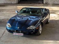 Usata Jaguar XK8 284 CV (208 kW) 2000 Blu Cabrio