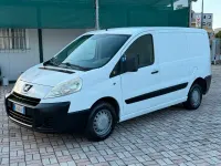 Gebraucht Peugeot Expert 89 PS (65 kW) 2010 Weiß Van