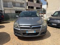 Usata Opel Astra Cosmo 102 CV (75 kW) 2005 Grigio Berlina