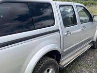Usata Isuzu D-Max 131 CV (96 kW) 2004 Argento SUV