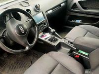 Usata Audi A3 Attraction 140 CV (102 kW) 2004 Argento Utilitaria