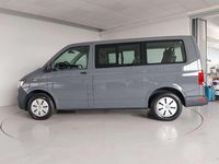 Usata VW Caravelle Trendline 150 CV (110 kW) 2023 Grigio Furgone
