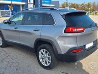 Usata Jeep Cherokee Longitude 185 CV (136 kW) 2018 Grigio SUV
