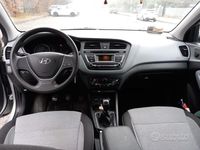 Usata Hyundai i20 84 CV (61 kW) 2015 Grigio Berlina