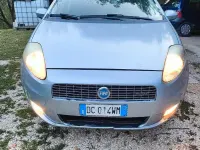 Usata Fiat Grande Punto 95 CV (69 kW) 2006 Grigio Utilitaria