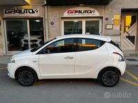 Usata Lancia Ypsilon Gold 69 CV (50 kW) 2019 Bianco Utilitaria