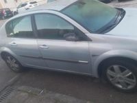 Usata Renault Clio II 48 CV (35 kW) 2004 Grigio Berlina