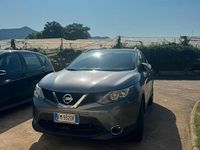 Usata Nissan Qashqai N-Connecta 131 CV (96 kW) 2017 Grigio SUV