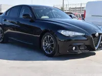 Usata Alfa Romeo Giulia Super 179 CV (131 kW) 2018 Nero Berlina