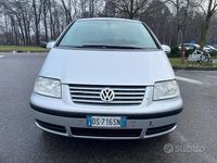 Usata VW Sharan 140 CV (102 kW) 2007 Grigio Monovolume