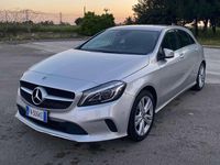 Usata Mercedes A180 109 CV (80 kW) 2018 Argento Berlina