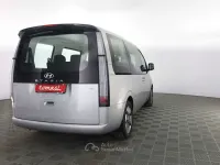 Usata Hyundai Staria 177 CV (130 kW) 2023 Shimmering silver Monovolume