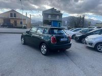 Usata Mini Cooper D 116 CV (85 kW) 2018 Verde Utilitaria