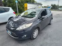 Usata Ford Fiesta 60 CV (44 kW) 2011 Berlina