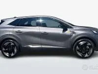 Usata Renault Symbioz Iconic 140 CV (102 kW) 2025 Grigio SUV