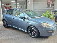 Usata Fiat Punto Easy 85 CV (62 kW) 2012 Blu Utilitaria