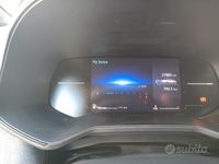 Occasion Renault Clio V 101 ch (74 kW) 2024 Bleue Citadine