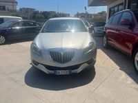 Usata Lancia Delta 120 CV (88 kW) 2010 Argento Utilitaria
